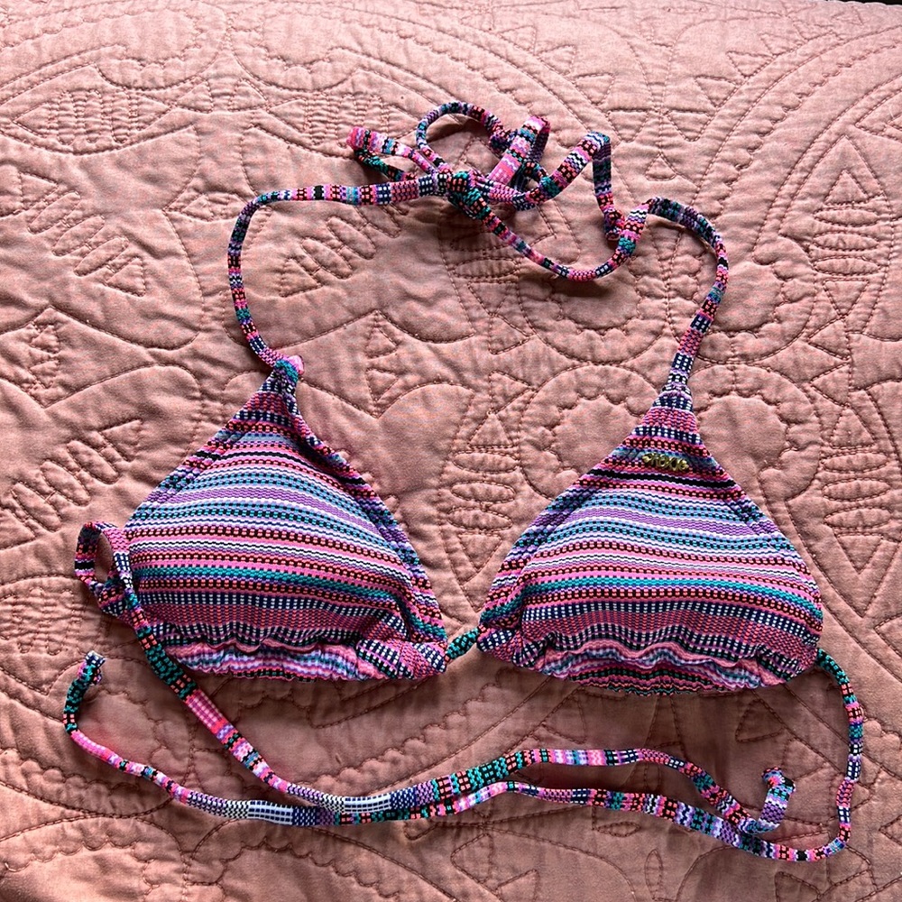 EUC Roxy triangle bikini top